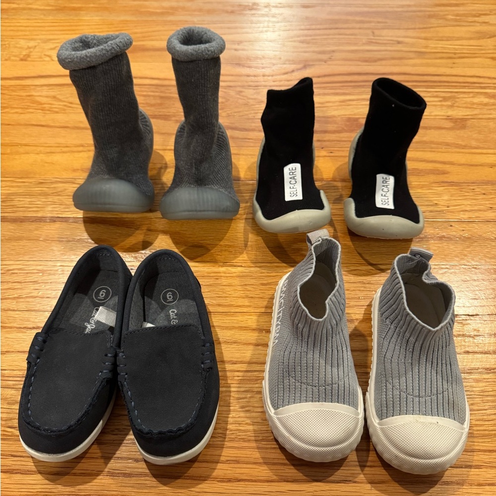 Baby boy 18-24 mos summer & winter cute shoes size 6 GREAT CONDITION